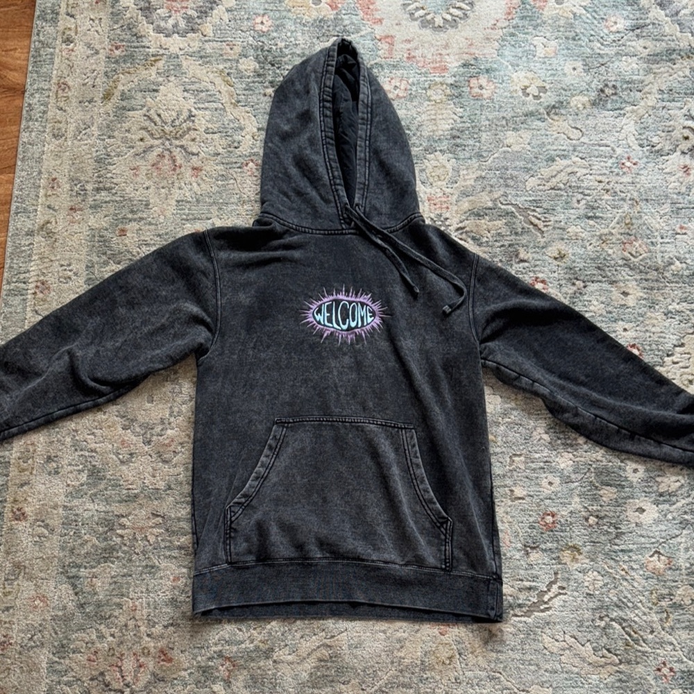 Welcome skateboarding hoodie - black